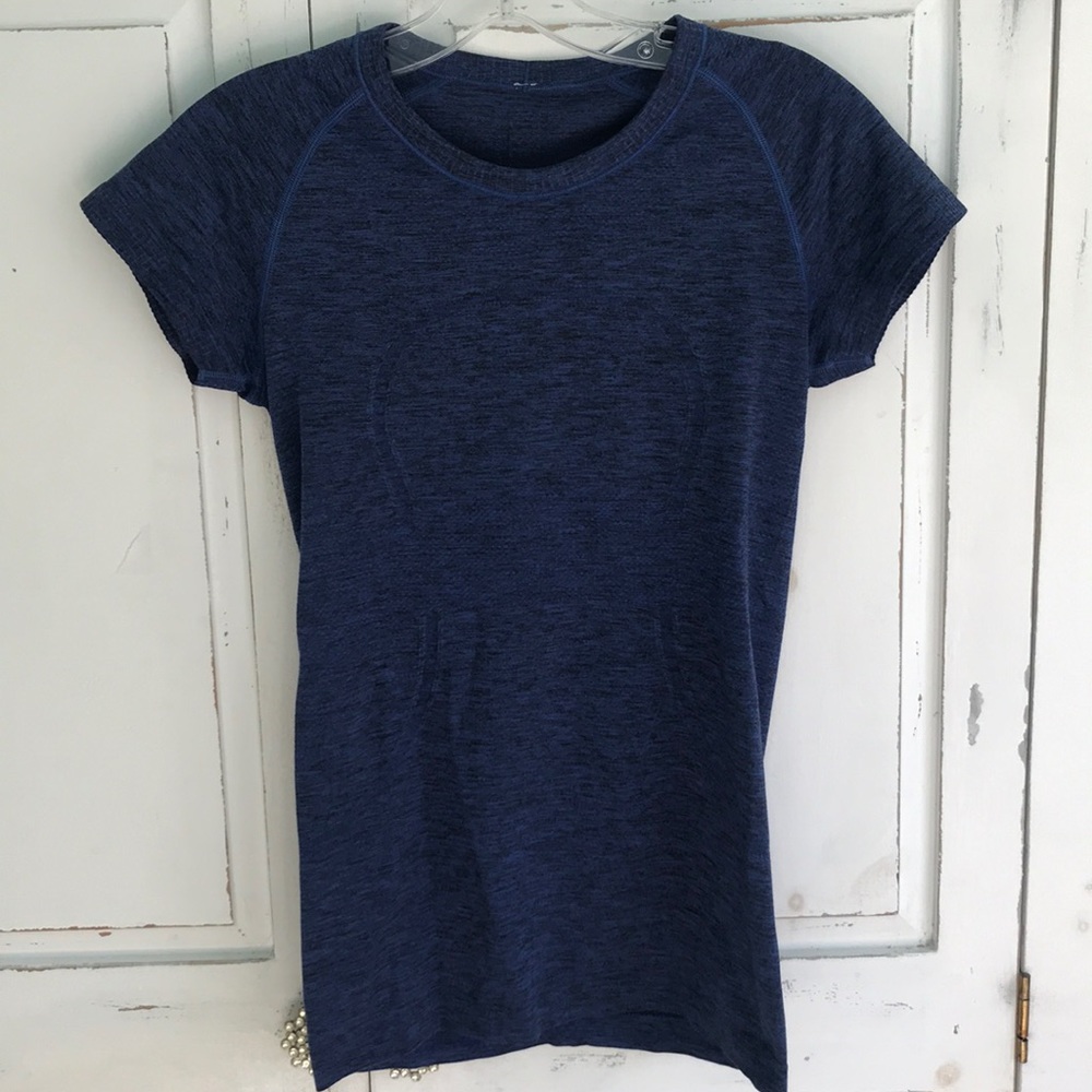 Lululemon Blue/Black Swiftly Tech ShortSleeve Crew